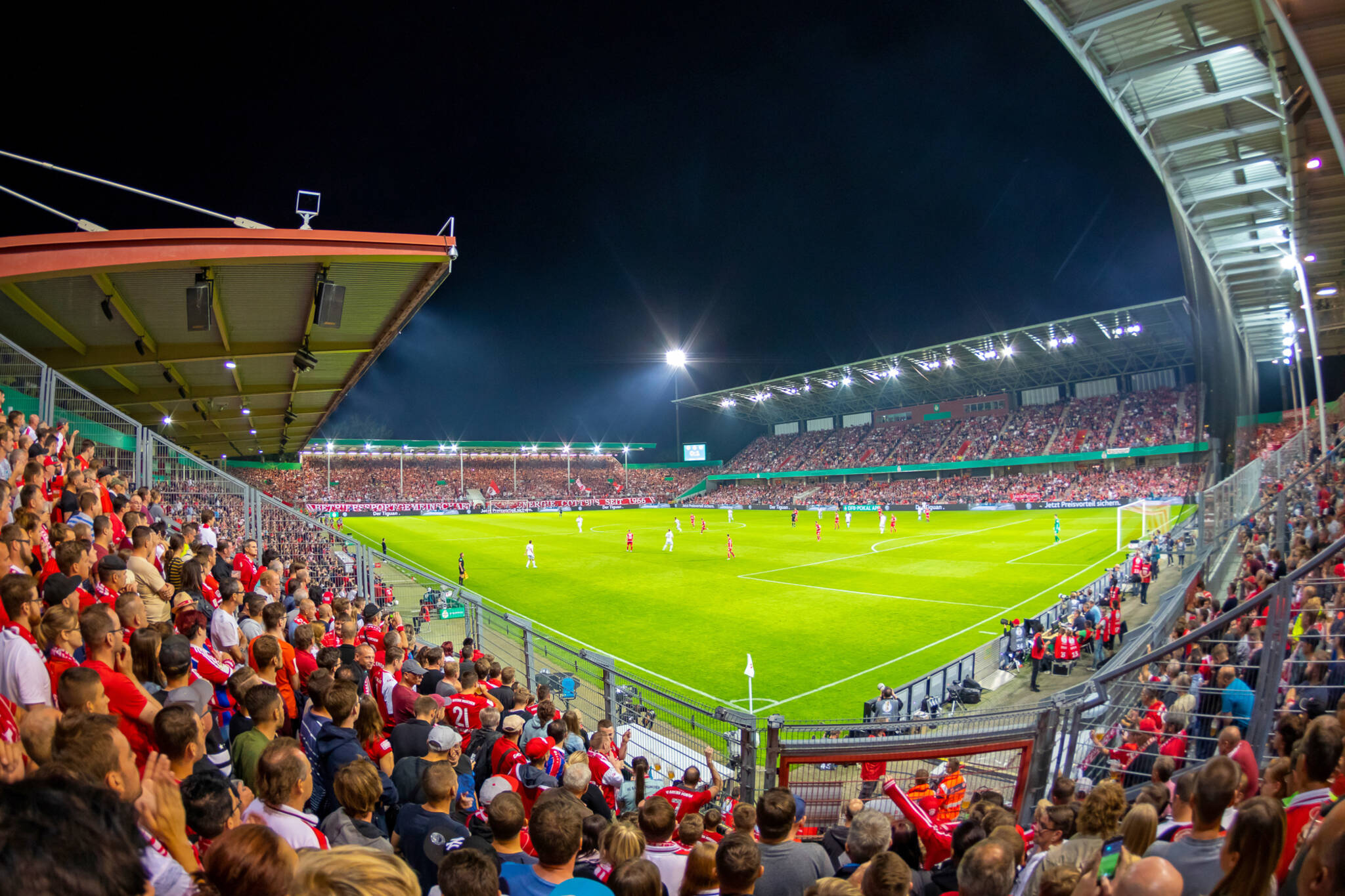 Stadion der Freundschaft, Fanblock beim Spiel des FC Energie Cottbus